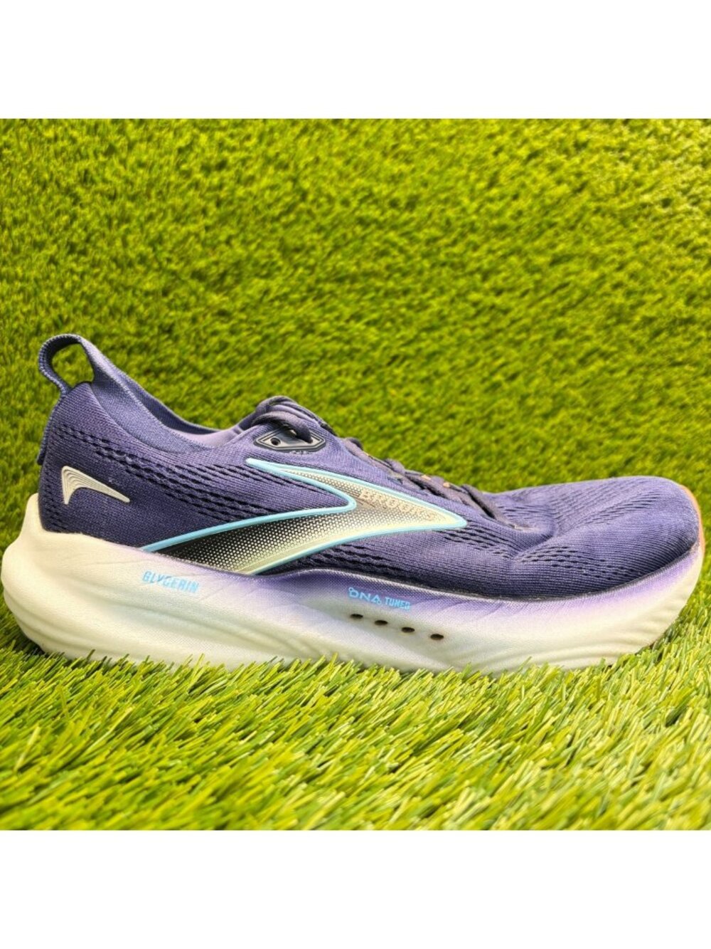 Brooks Glycerin GTS 22 Womens Size 10 Purple Athletic Running Shoes Sneakers
